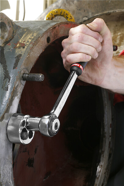 Dégoujonneuse à Rouleau KS TOOLS 1/2" - Pour Filetage M6 - Couple 100Nm - Outil De Réparation De Filetages Neuf