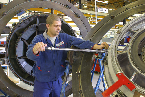 Clé à réarmement automatique avec cliquet amovible de capacité 20-100 n.m