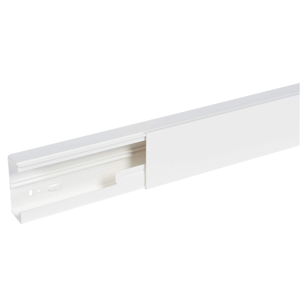 Goulotte 90x40mm Planet Wattohm Viadis 1 compartiment avec couvercle longueur de 2m blanc