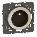 Prise de courant Connectée Céliane With Netatmo 16A 3680W avec Suivi de Consommation - Finition Titane