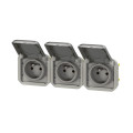 Triple prise de courant précâblée 3x2P+T horizontale étanche Plexo Legrand 16A 250V IP55 3 postes avec enjoliveurs - gris