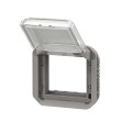 Adaptateur étanche Plexo Legrand IP55 pour fonction Mosaic - finition gris à volet transparent