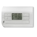 Thermostat d'ambiance blanc montage paroi 1 inverseur 5a alim piles 2 x 1,5v aaa - antigel-off-ete-hiver-jour-nuit +5°c a +37°c (1T3190030000)