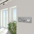 Plaque Aluminium 3 Postes Horizontaux ou Verticaux Entraxe 71 mm Odace Touch Schneider