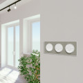 Odace kvardrat, plaque perle/blanc 3 postes horiz. ou vert. entraxe 71mm