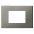 Plaque de finition arteor 3 modules italie et us carre magnesium 