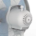 Ventilateur de table 3 vitesses, d 220 mm, vitesse d'air : 2,5 m/s.