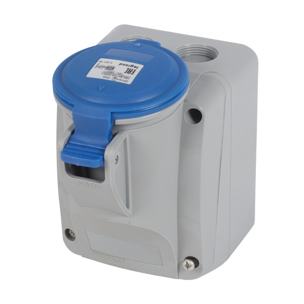 Socle sail. 16a 4p+t 230v ip44