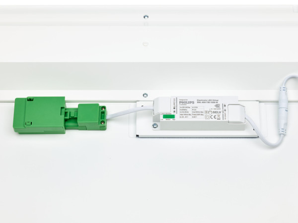 Coreline plafonnier led 1200 sm136v 840 on/off ugr19 23w 3600lm multi lumen