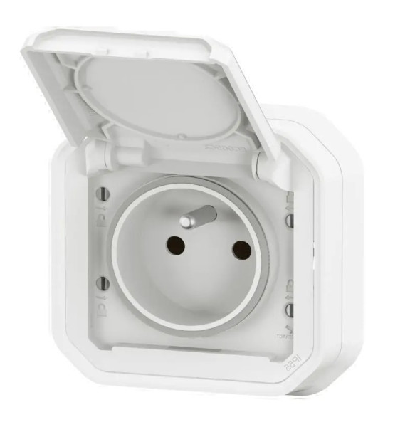 Prise de courant 2P+T étanche Plexo Legrand 16A 250V IP55 IK08 livrée complète pour fixation en encastré - blanc