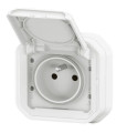 Prise de courant 2P+T étanche Plexo Legrand 16A 250V IP55 IK08 livrée complète pour fixation en encastré - blanc