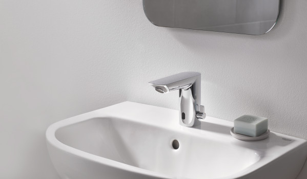 Mitigeur lavabo infrarouge 1/2" limiteur de température bau cosmo e chromé