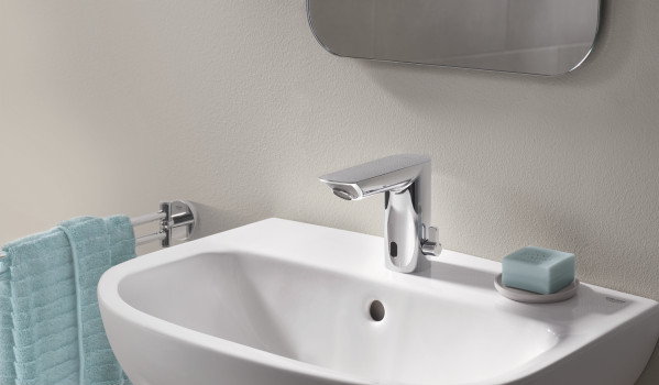 Mitigeur lavabo infrarouge 1/2" limiteur de température bau cosmo e chromé