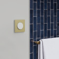 Odace métal - plaque de finition 1 poste - effet laiton support blanc
