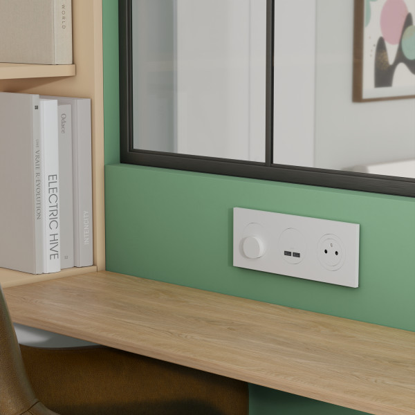 Odace - plaque de finition 3 postes - couleur blanc craie