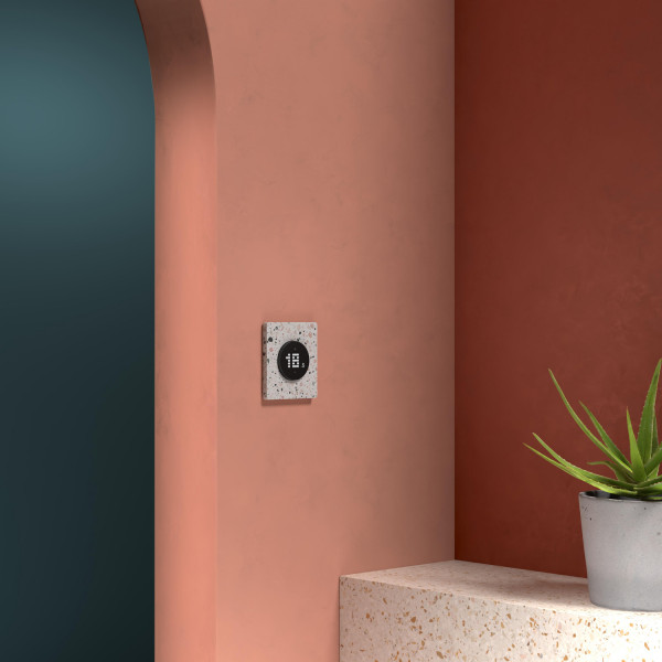 Odace architecte - plaque de finition 1 poste - effet terrazzo
