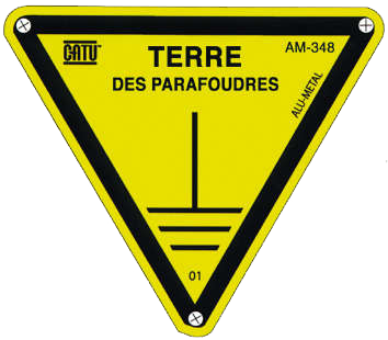 Pancarte triangulaire en alu. (ep. 0,5 mm) pour identification terre parad. - Catu - AM348