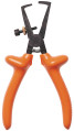 Pince à dénuder isolée 160 mm. Capacité : section 0,5 à 10 mm² cuivre, aluminium - Catu - MO67302