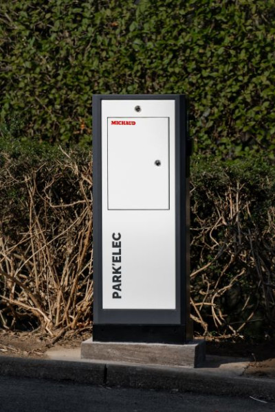 Parktotem 7 base pr.droite - Michaud - GE096