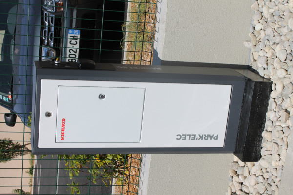 Parktotem 7 base pr.droite - Michaud - GE096