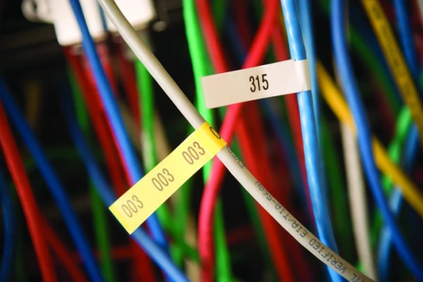 Ruban laminé noir/blanc 12 mm x 8 m - AGI Robur - 229114