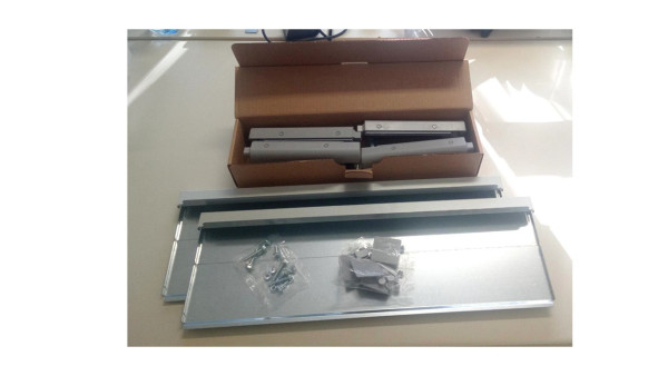 Kit de pièces de rechange - panneaux supérieur/inférieur - armoire xl³800 - Legrand - 981609