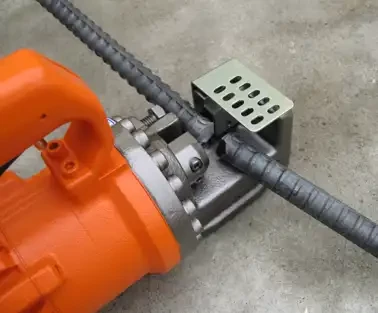 Cisaille rond à béton électro-hydraulique capacité 20mm - AGI Robur - 028003