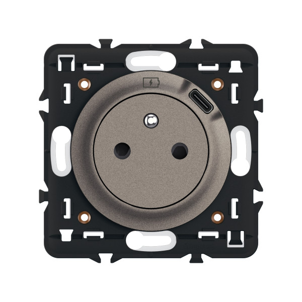Prise 2p+t fb surface usb c 1,5a 7,5w titanium format dépôt - céliane - Legrand - CFT0140